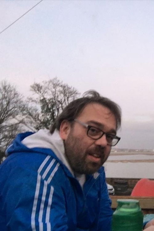 Симон Jонес