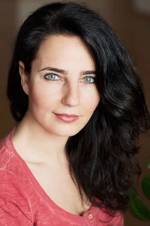 Надjа Малех