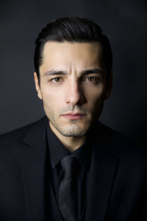 Фатих Гüхан