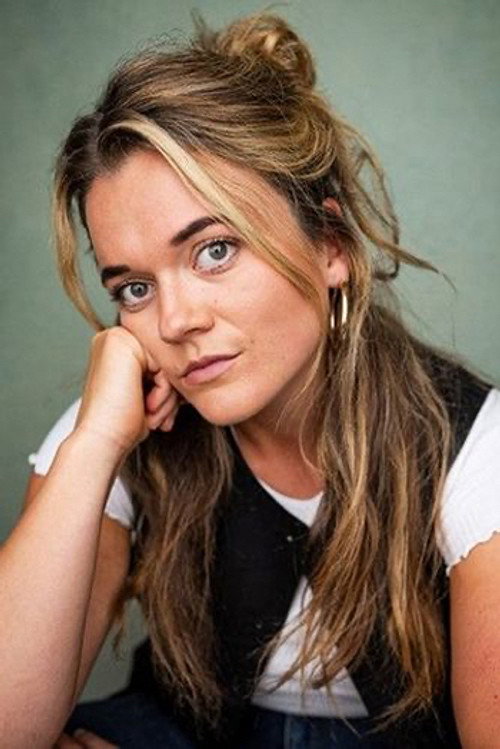 Фионнуала Гйгаx