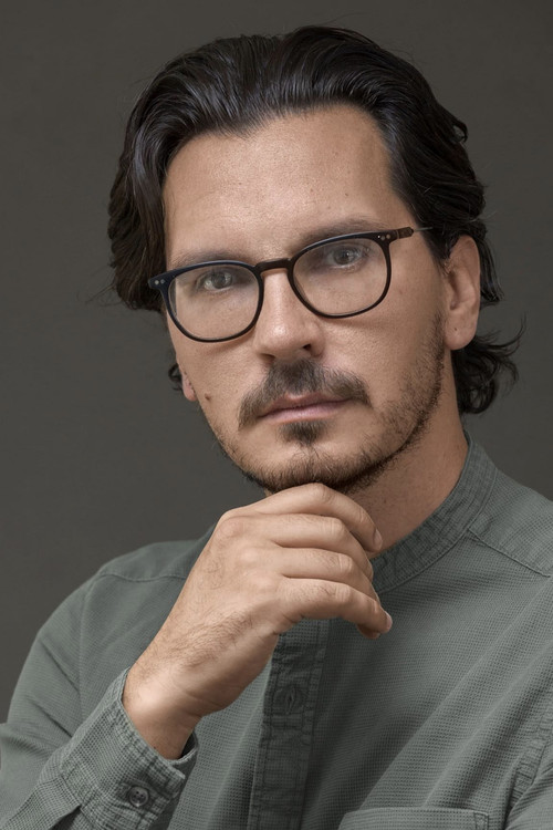 Аустин Статон