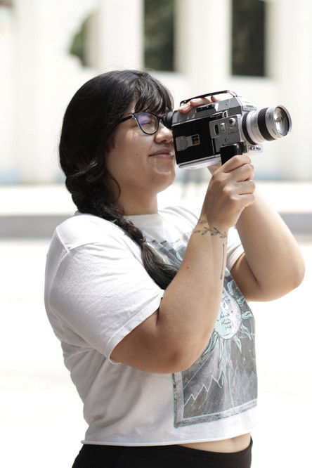 Мел Рамíрез Б