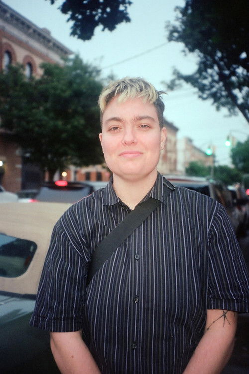 Еллие Хаинес