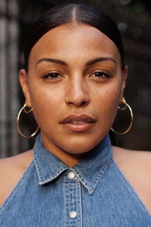 Палома Елсессер