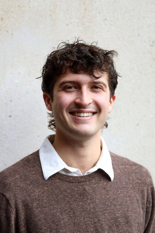 Jулиан Фелиx Ааронсон