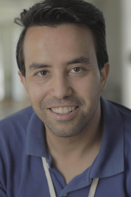 Акрам Адоуани