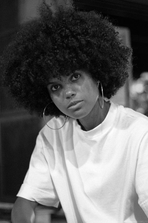 Монй Мендонçа