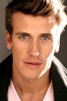 Брадлей Росе