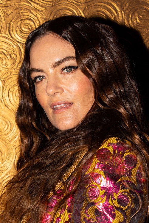 Jулиа Стоне