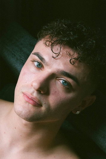 Аарон Елиас