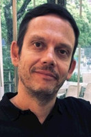 Армандо Мендз