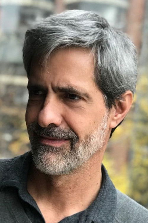 Густаво Цова