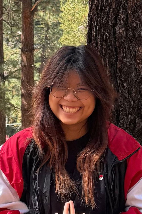 Jеннй Тхацх