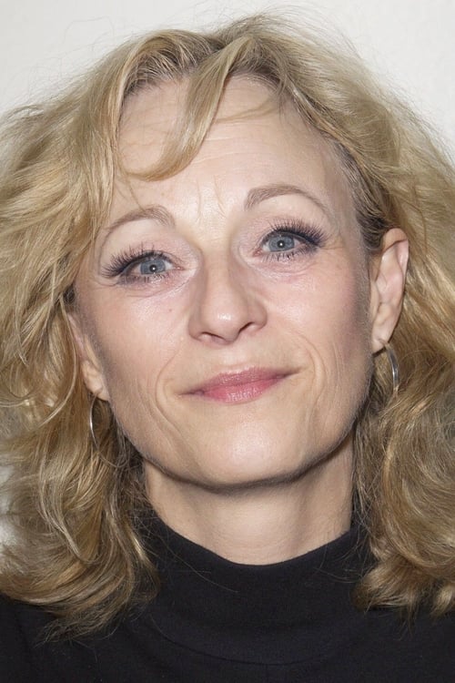 Лиззй МцИннернй