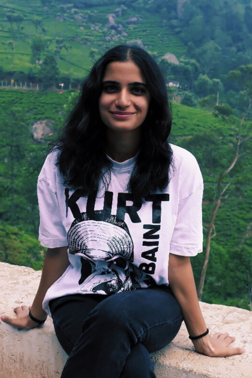 Нидхи Срикантх