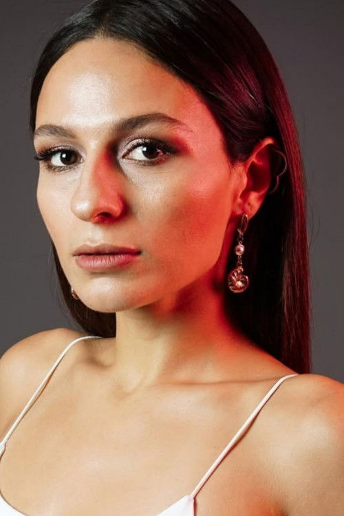 Селин Йенинци