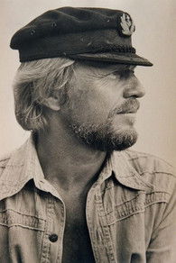  Ричард  Мур