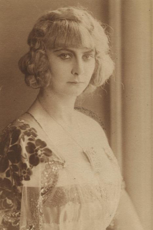 Емилие Санном