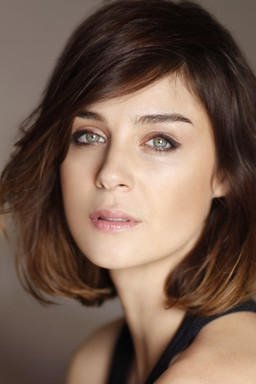 Цора Бенесх