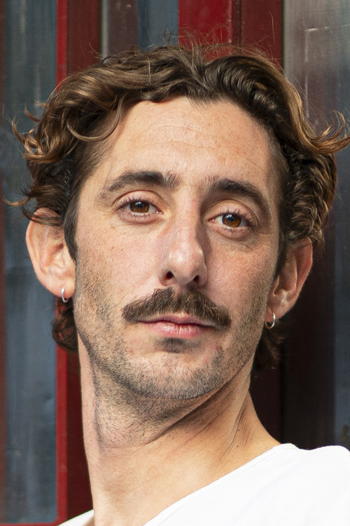 Енриц Ауqуер