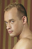 Скй Донован