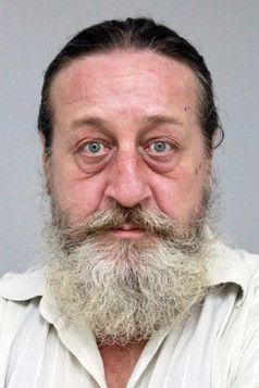 Левент Айкул