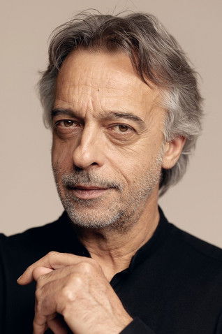 Агустíн Устáрроз