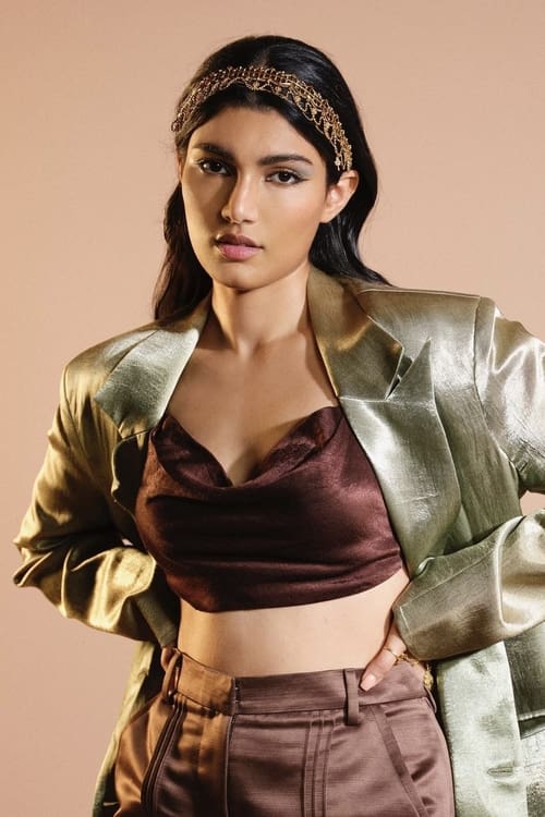  Ализе Агнихотри