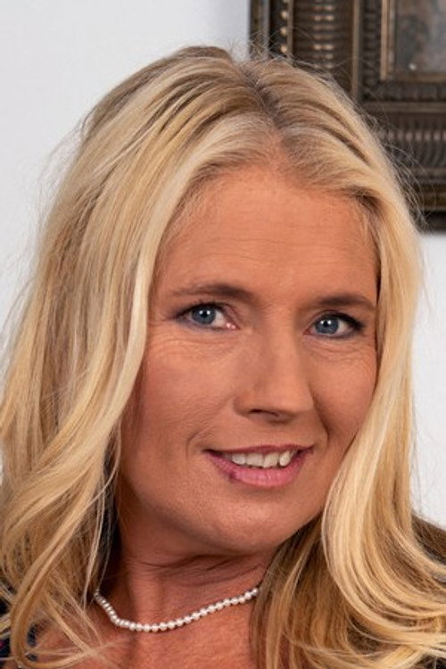 Маддие Цросс