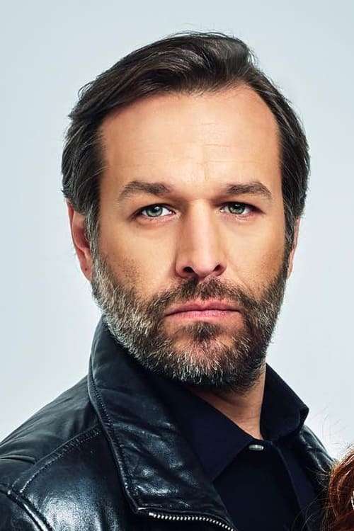 Камил Микулčíк