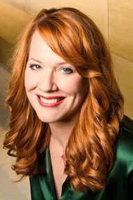 Емилй Магее