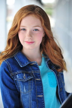 Лола Пхиллипс