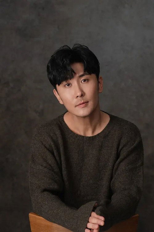 Wанг Схаохуа