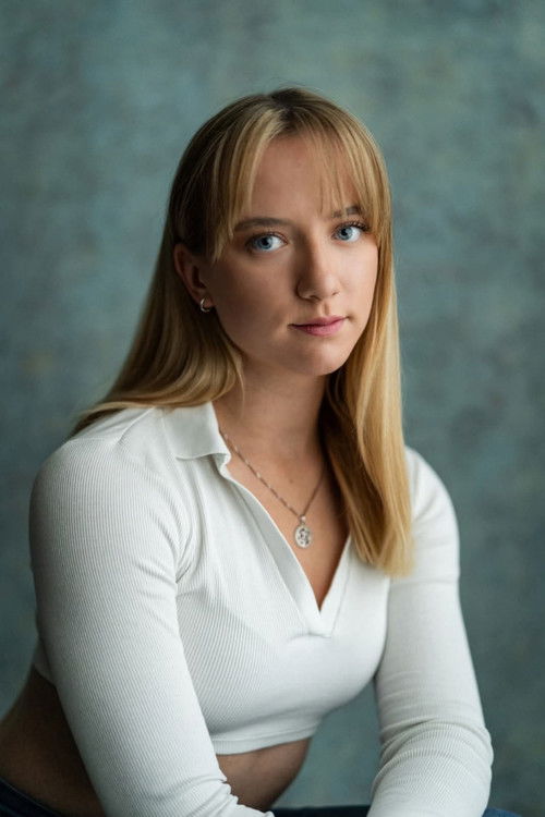 Фрейа Броwн