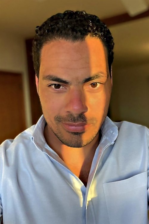 Амр Амроуссй