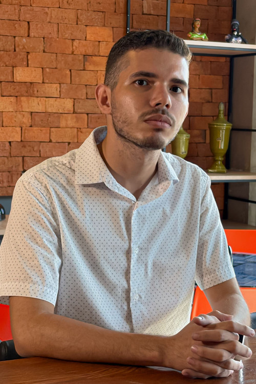 Луцас Естевам