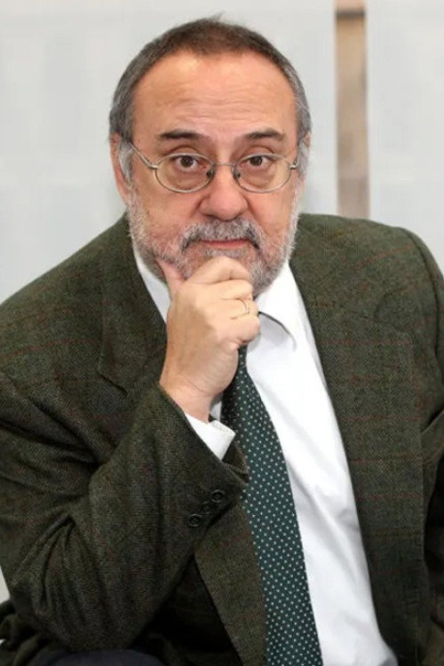 Алфредо Релаñо