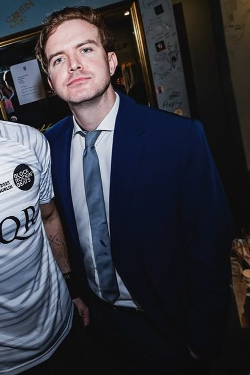 Дара Qуилтй