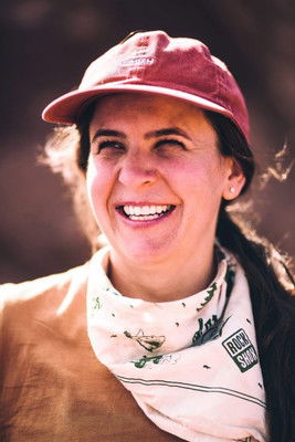 Катие Холден