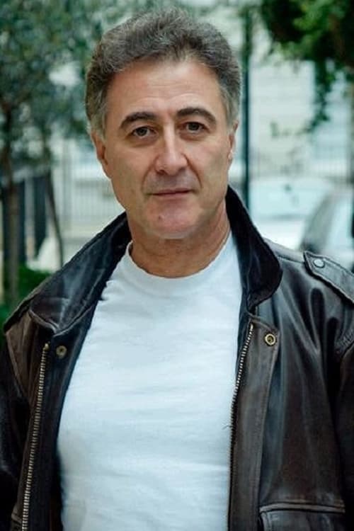 Мицхаел Астон