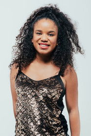 Елодие Арноулд