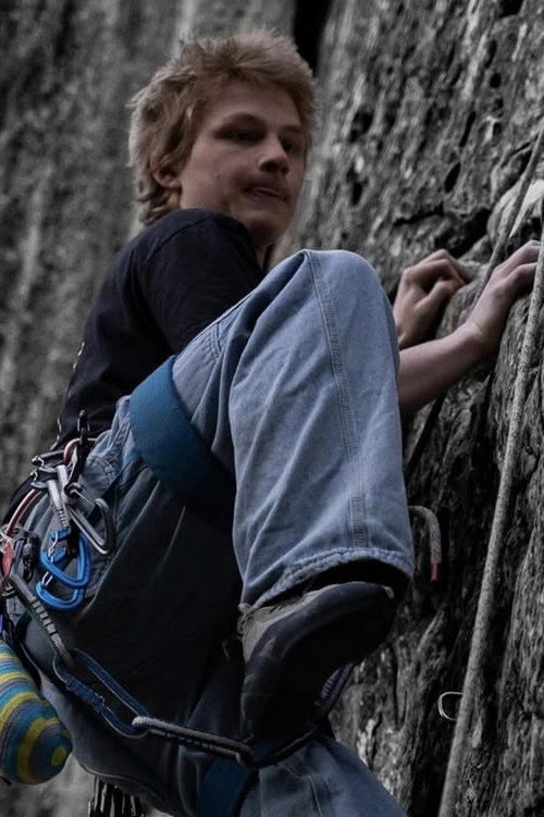 Маxwелл Баттле