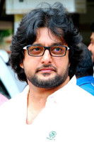 Мадху Wарриер