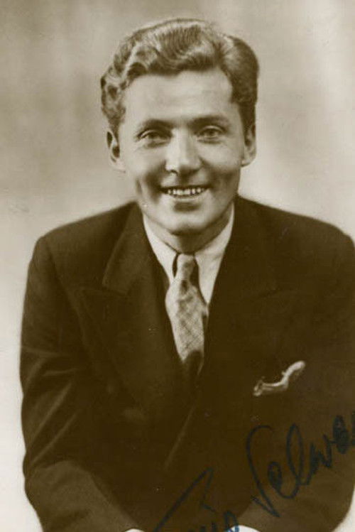 Тонио Селwарт