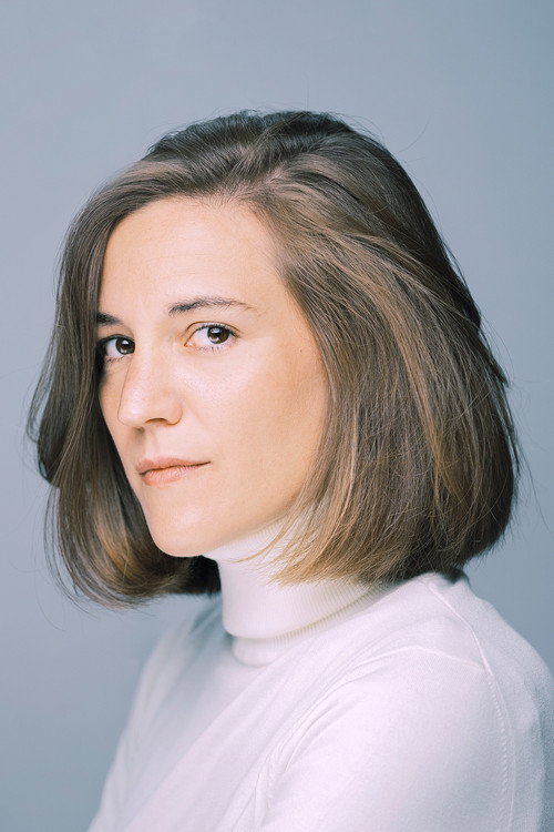 Царла Симóн