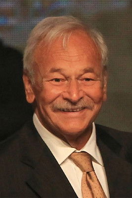 Камил Сöнмез