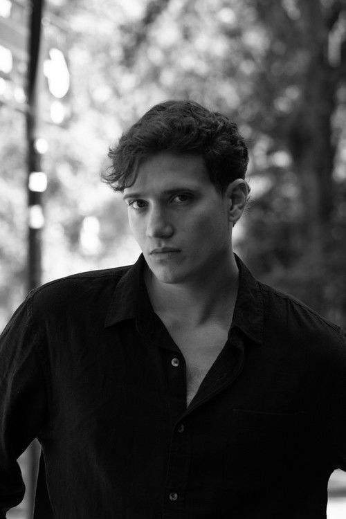 Вицтор Б Амаро