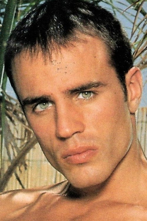 Дино Пхиллипс