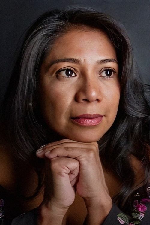 Йадира Пéрез