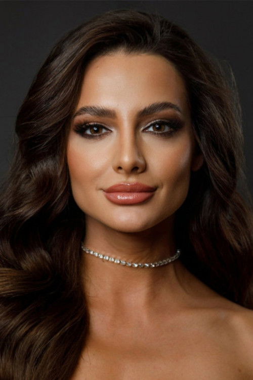 Симона Кукловá